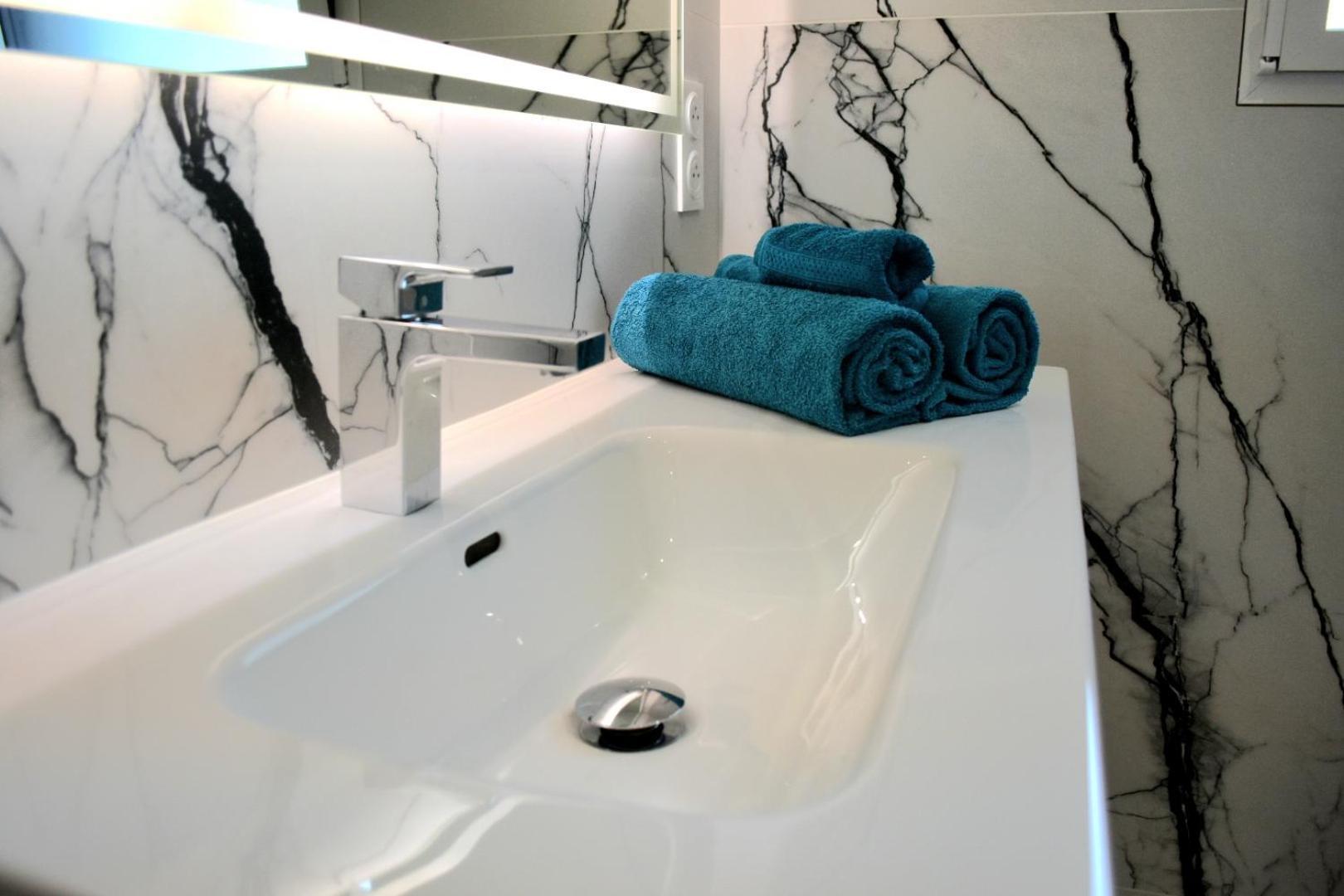 Studio Privatif Tout Equipe Dans Residence De L'Hote Sainte-Flaive-des-Loups Ngoại thất bức ảnh